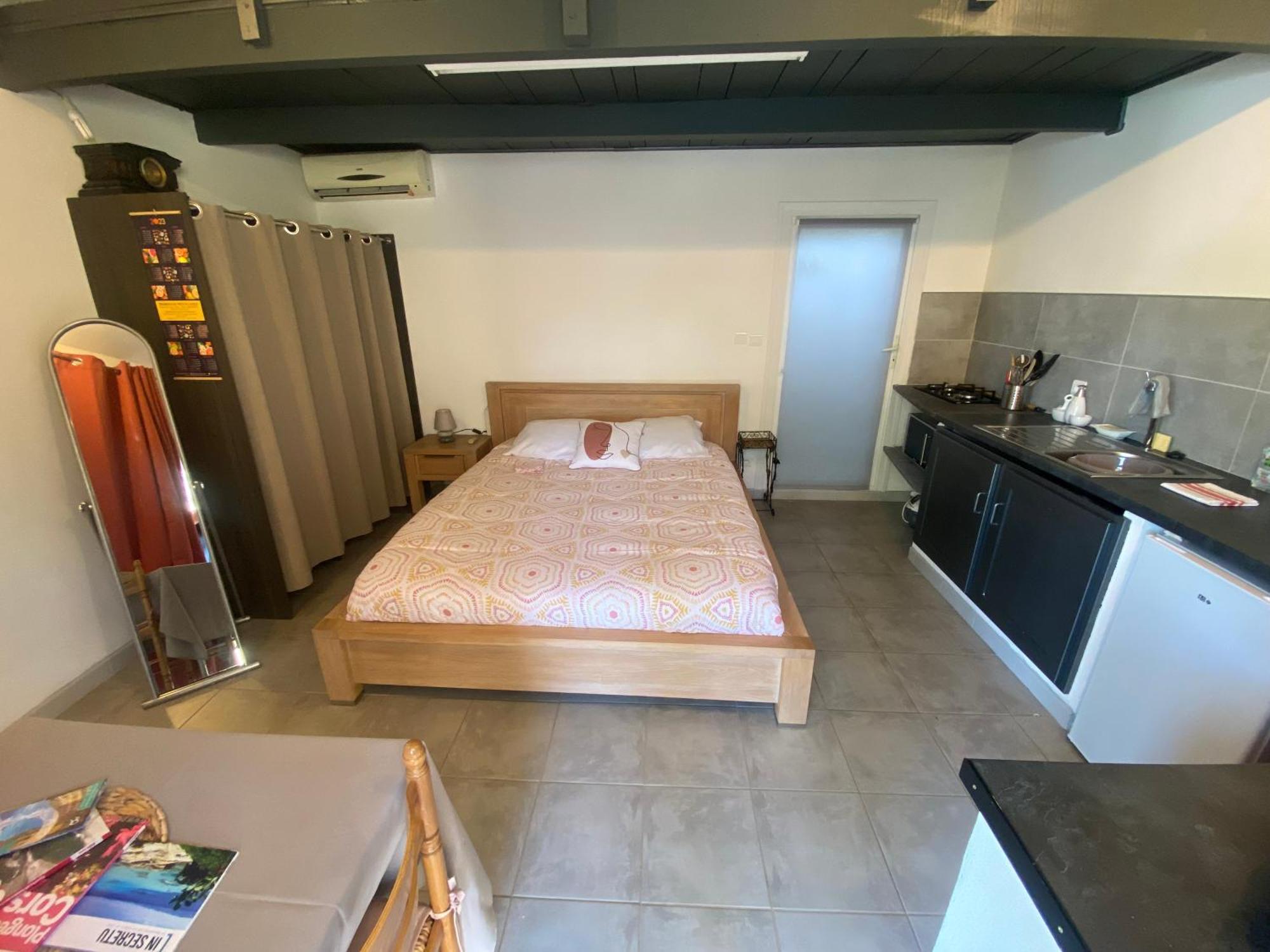 Proche Ajaccio Maisonnette Independante 4 Personnes Au Calme Alata ภายนอก รูปภาพ