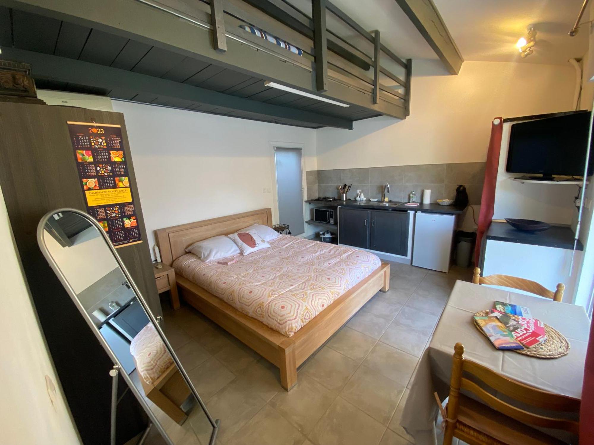 Proche Ajaccio Maisonnette Independante 4 Personnes Au Calme Alata ภายนอก รูปภาพ